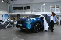 Peugeot e-3008 дебютира у нас