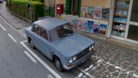 Кола, паркирана на едно и също място в продължение на 47 години, се превръща в местна легенда в Италия