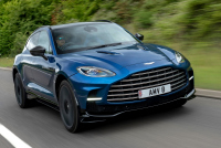 Aston Martin DBX е изтеглен заради риск от пожар