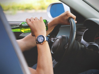 Учени разкриха най-опасния навик зад волана, по-рисков от шофиране в нетрезво състояние
