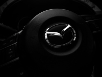 Mazda представя нова емблема: Какво трябва да знаем?