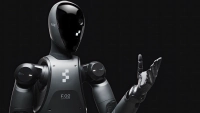 Humanoid робот Figure 02 успешно изпълнява задачи в завода на BMW