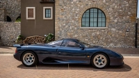 Изключително рядък Jaguar XJR-15 състезателен автомобил