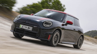 MINI представя електрически John Cooper Works модели