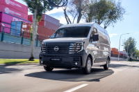 Interstar-e: Nissan пуска своя голям електрически бус