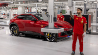 Ferrari преминава към електрически автомобили през 2025 година