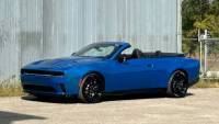 Някой вече отряза покрива на новия Dodge Charger