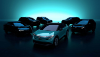 Nissan представя новия Leaf и загатва за следващото поколение Sentra