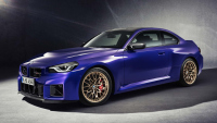 Повече мощност, по-малко тегло и само задно задвижване за 2026 BMW M2 CS