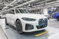 Заводът на BMW в Мюнхен отбелязва 100 г. юбилей, от 2023 г. 50% от произведелите коли там ще са електромобили