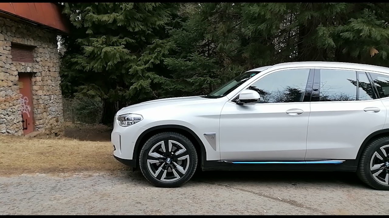 Авторевю - BMW iX3